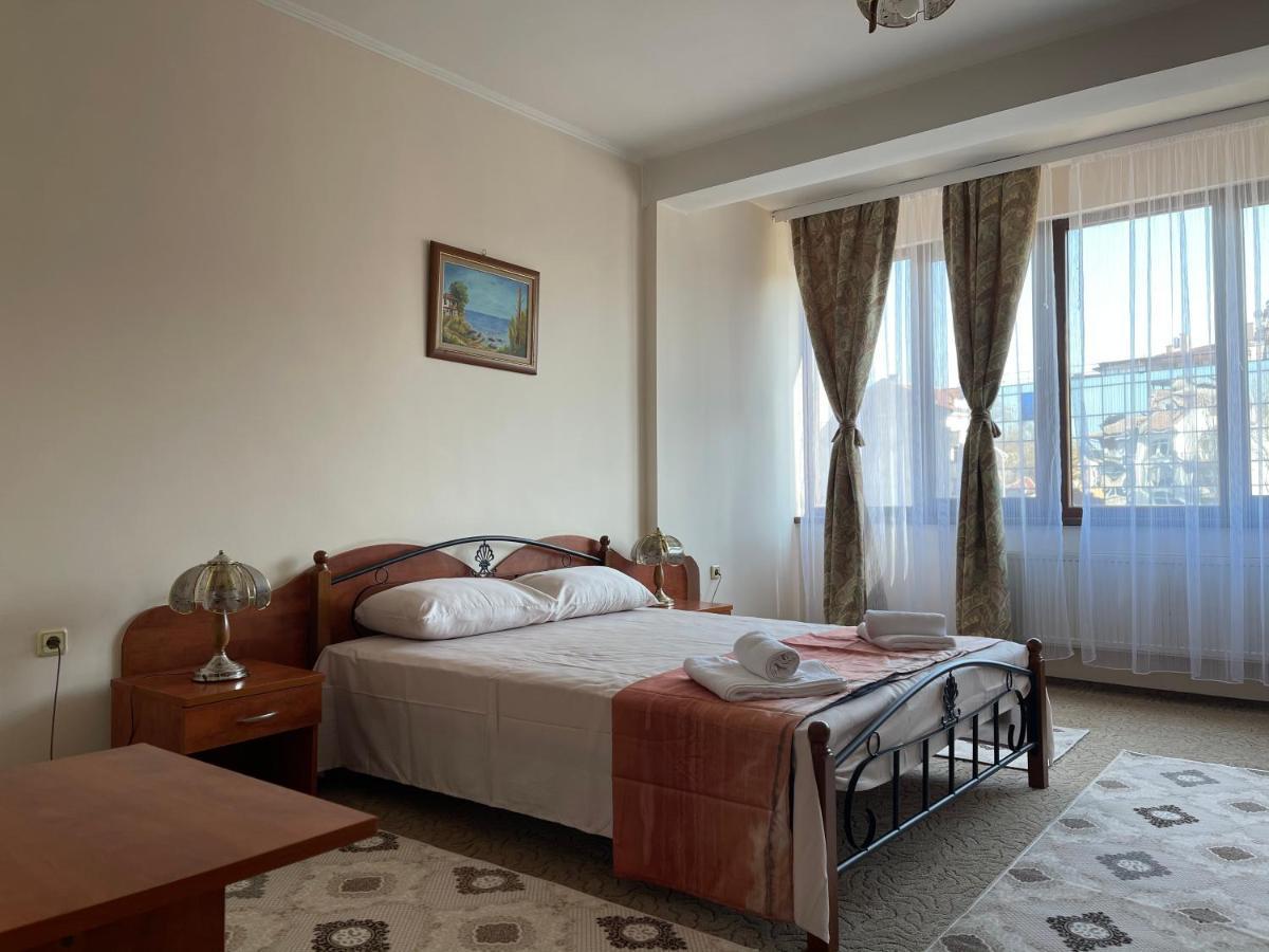 Хотел Сокол Plovdiv Exterior photo